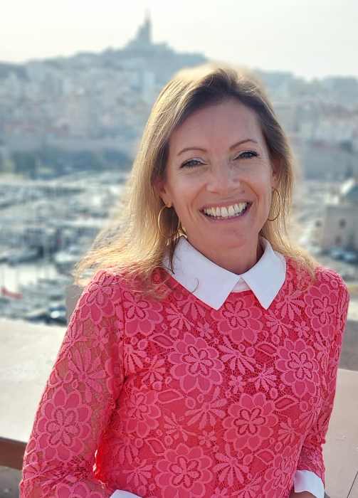 LORNA HELLIAS