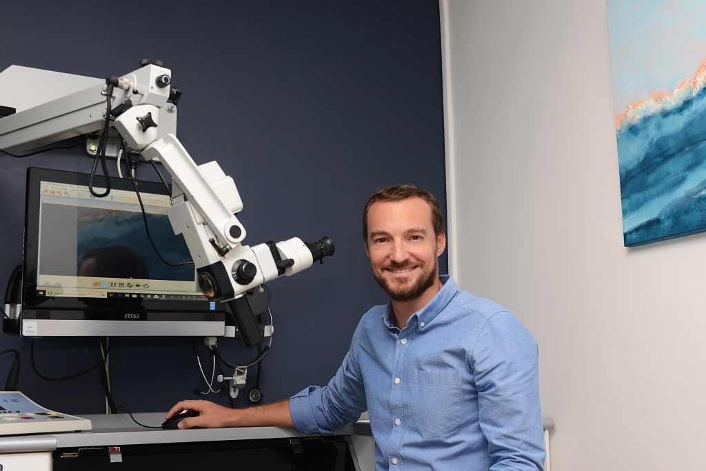 Dr Vincent Burcia