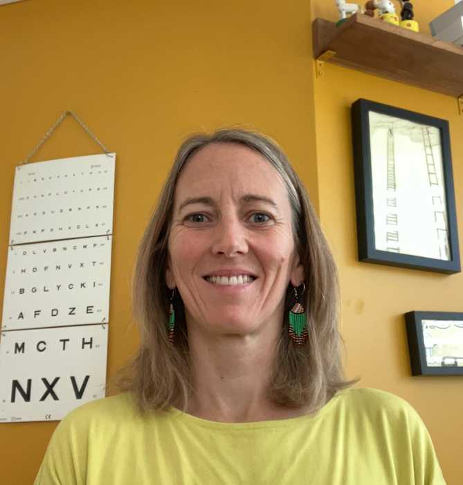 Dr ANNE TRELLUYER