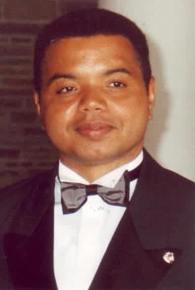 Dr René Mapala Etota