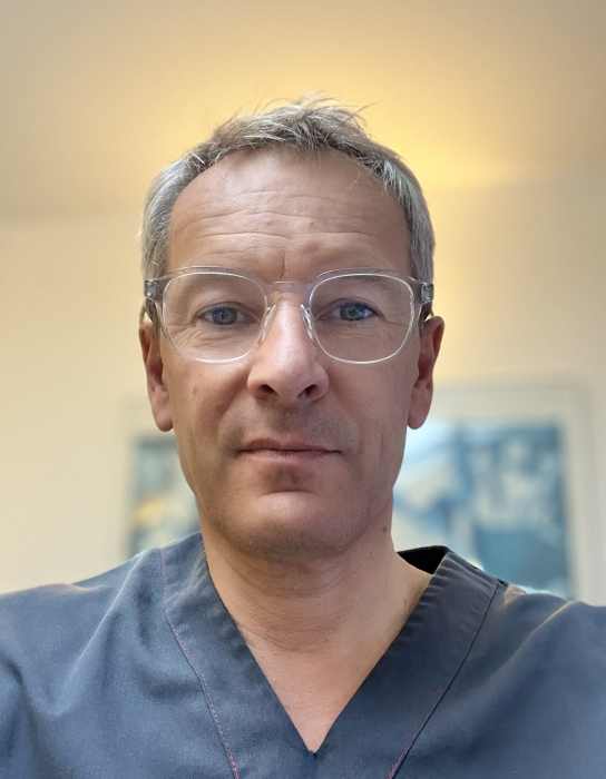 Dr GUSTAVE DE RAVIGNAN