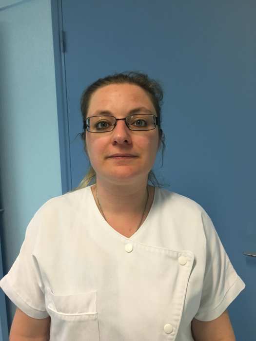 Dr Estelle Borne