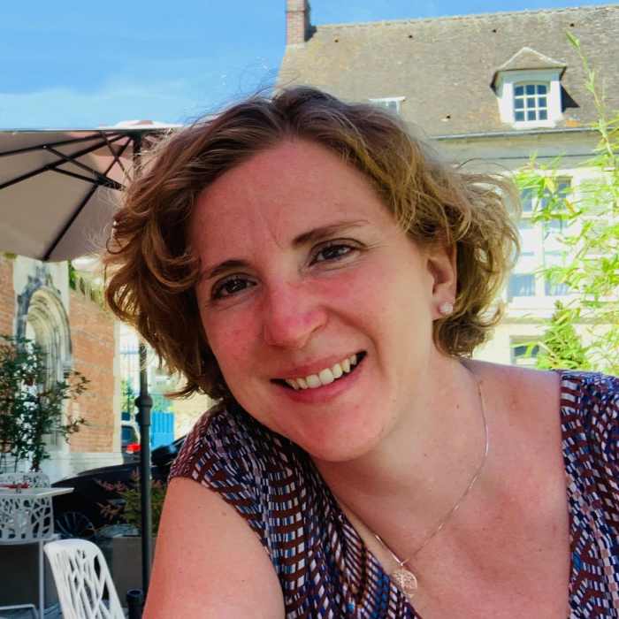 MARIE  HOAREAU