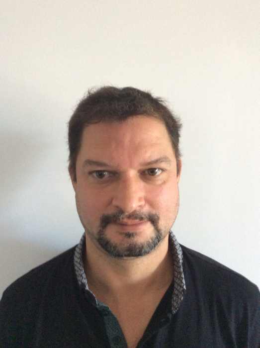 Dr Hugues-Laurent DE MEDEIROS