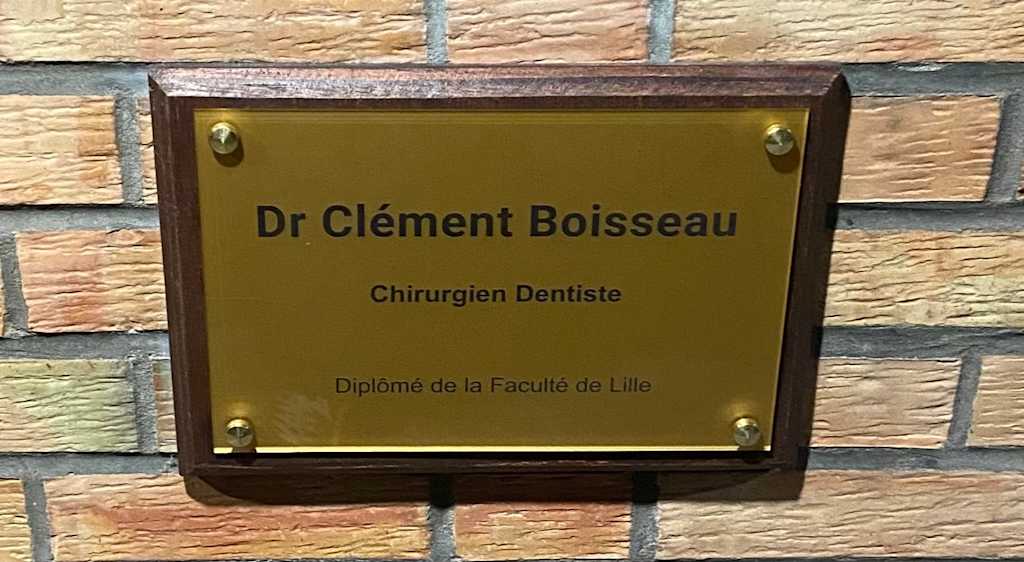 Dr Clement Boisseau, Chirurgien dentiste à Courrières