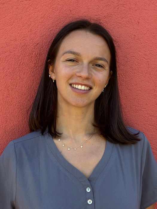 Dr Lyna Dousselain, Masseur kinésithérapeute à Draguignan