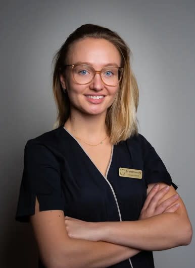 Dr camille Maimbourg