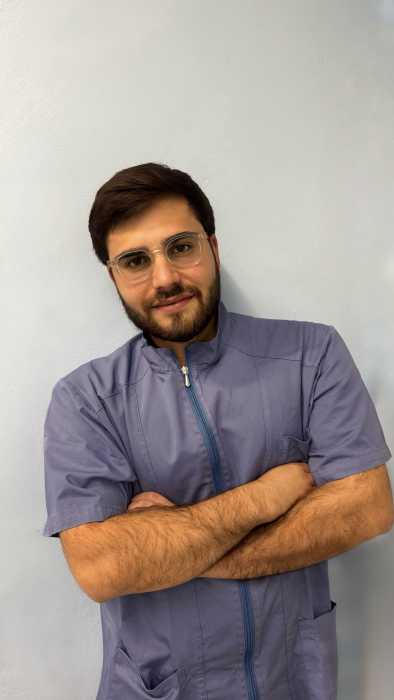 Dr Miguel Ribeiro Pinho, Chirurgien dentiste à Fréjus