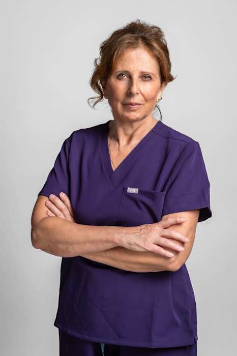 Dr Isabelle Sarfati, Chirurgien plasticien et esthétique à Paris