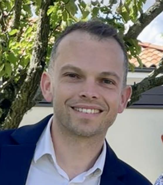ROMAIN PEZOT