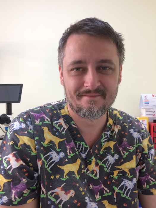 Dr Gabriel Giuroiu, Chirurgien dentiste à Mauges-Sur-Loire
