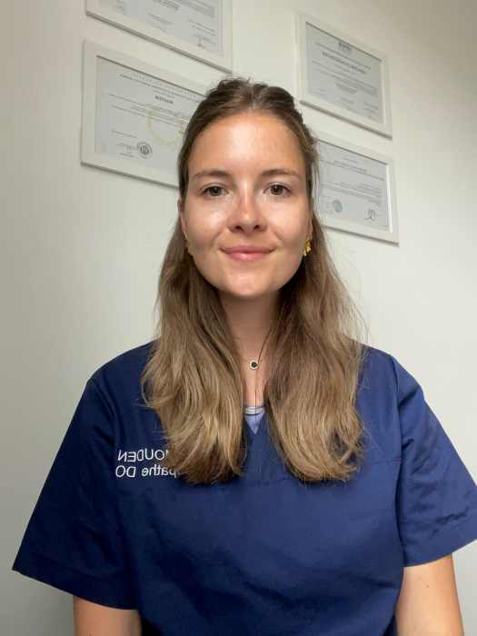 Dr Kelly Mouden, Ostéopathe à Fouesnant