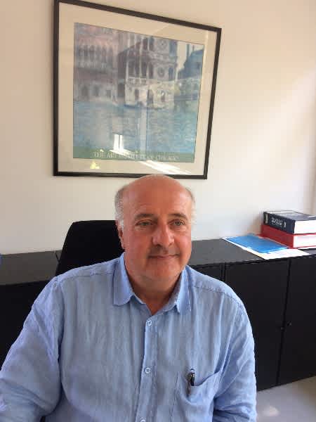 Dr François Berteau