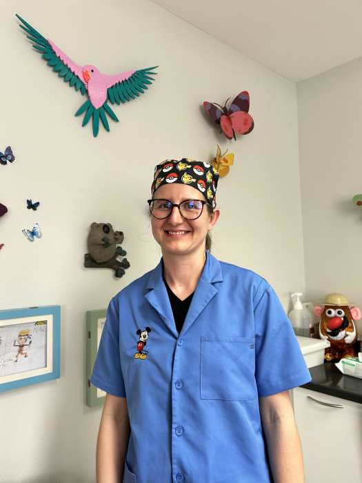Dr Laura JAUSEAU