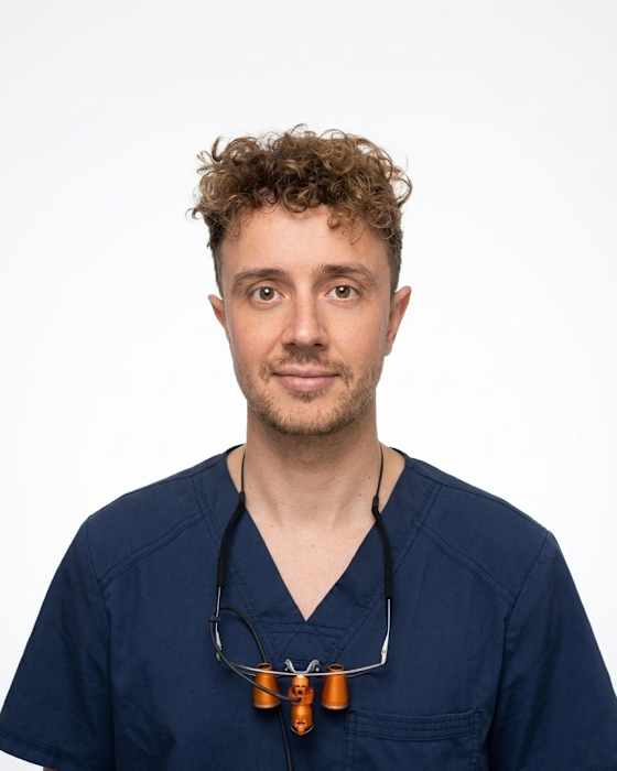Dr Loic Girard, Chirurgien dentiste à Tartas