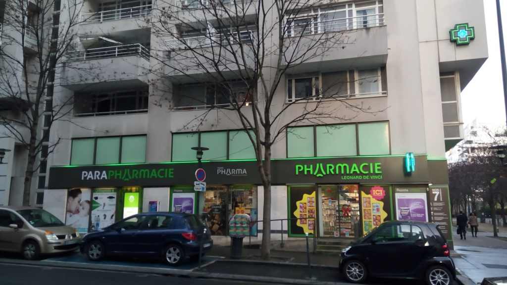 Pharmacie Léonard De Vinci, Diététicien à Courbevoie