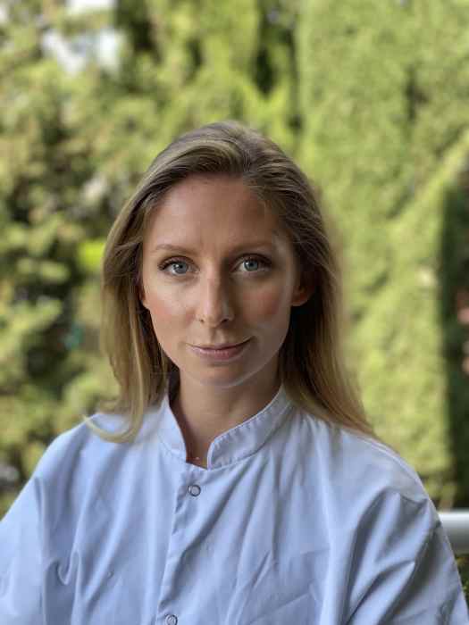 Dr Alix Tierny