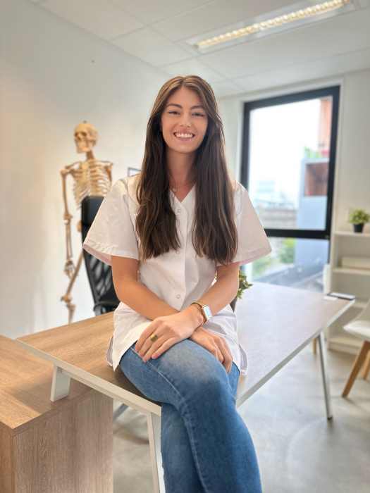 CORALIE JOLLIT