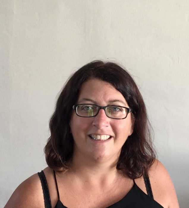 Dr Caroline DELMAS-TRON