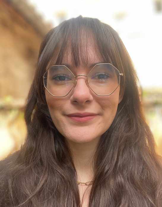 Laura Claire