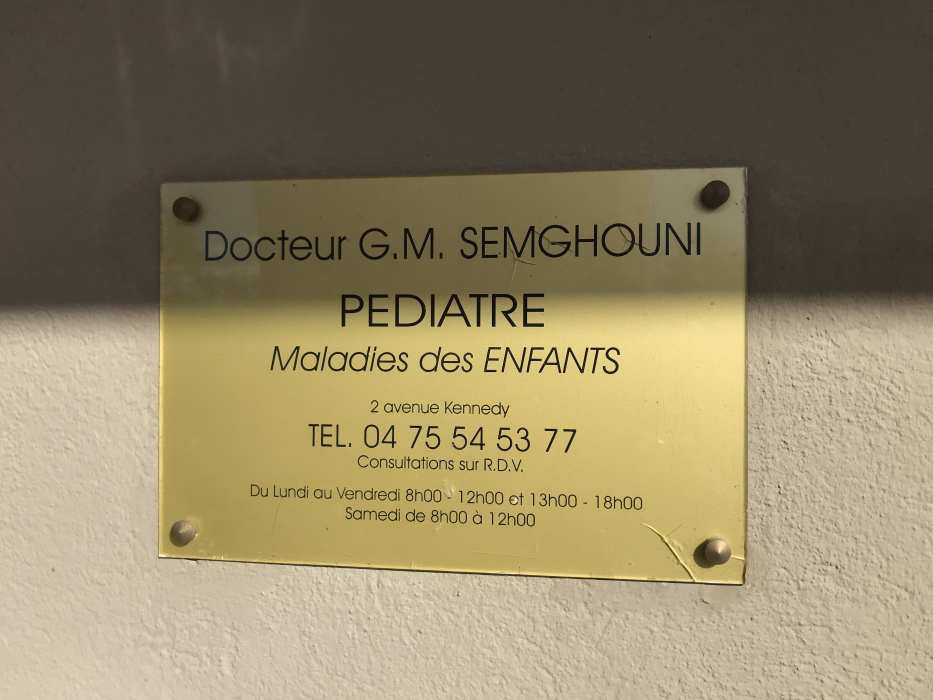 Dr Gherissi SEMGHOUNI