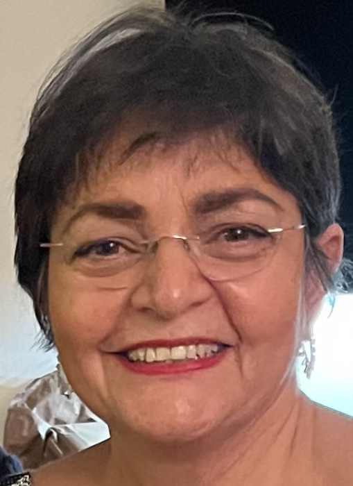 Dr ADRIANA MARQUER-de OLIVEIRA