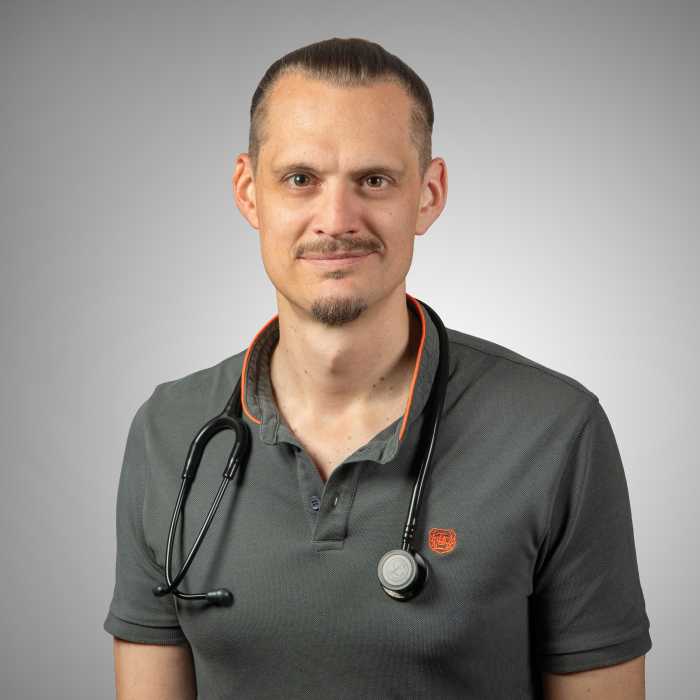 Dr NICO STENGER