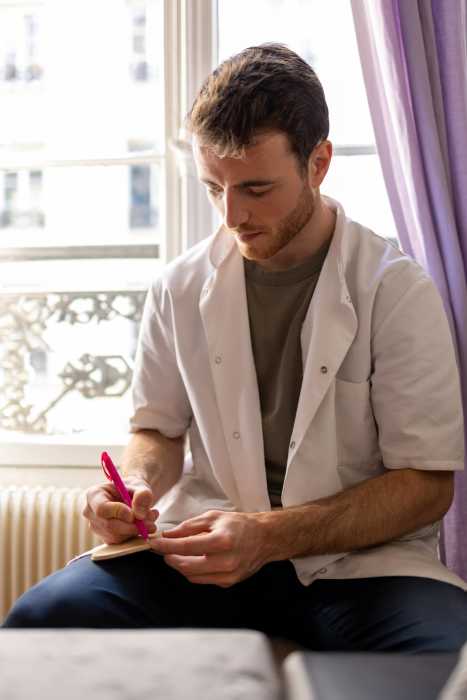 Dr Alexis Baëté, Pédicure podologue à Paris