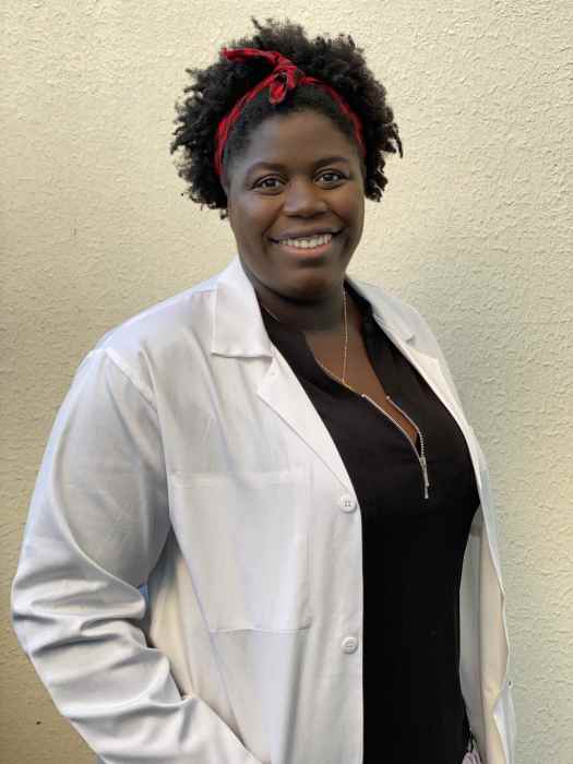 Dr Christa-May Zang, Ostéopathe à Chessy