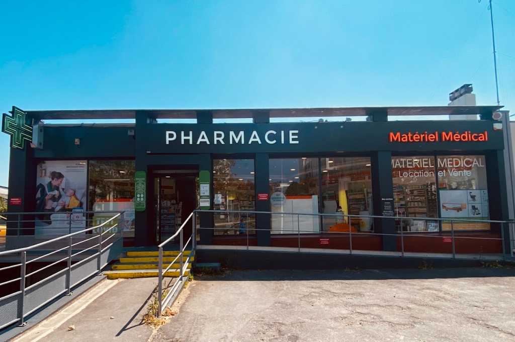 Pharmacie Chanteclair