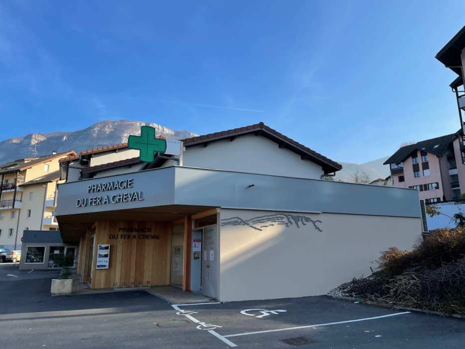 Pharmacie du Fer A Cheval