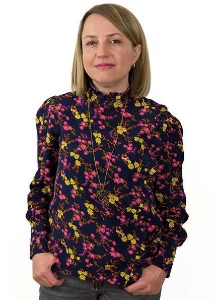 Dr Agnieszka SZADKOWSKA