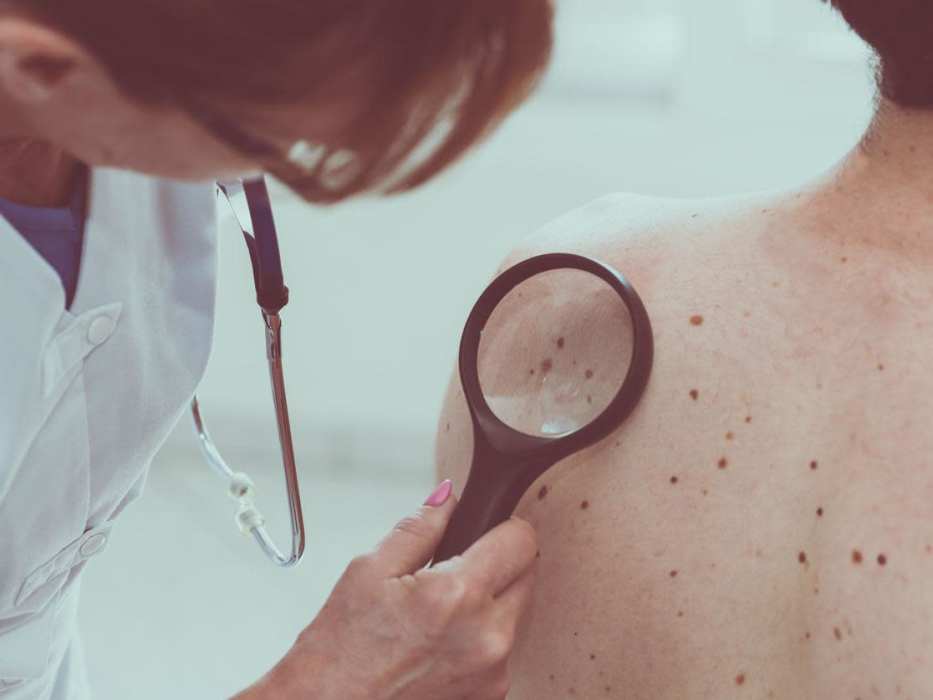 Dr Lucie DUPECHEZ