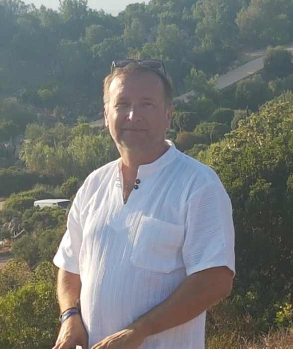 Dr Eric Girardot