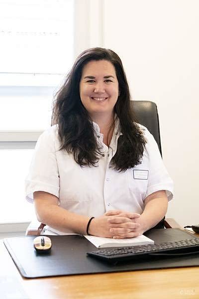 Dr ANNE FREDON ROCHETTE