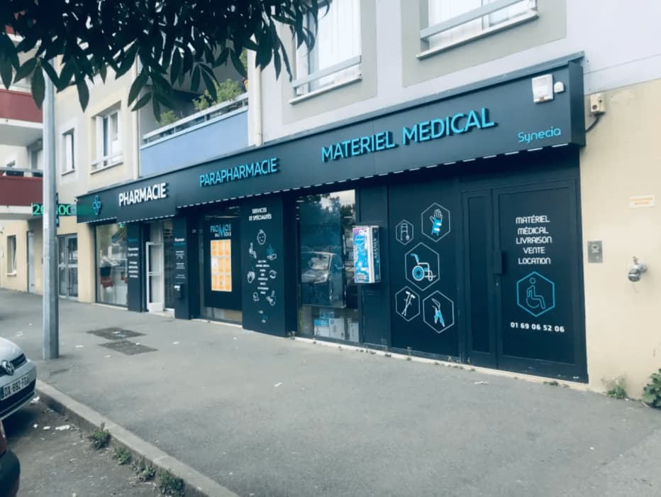Pharmacie Saint Exupéry, Médecin généraliste à Grigny