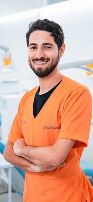 Dr Eitan Lesser, Chirurgien dentiste à Villecresnes