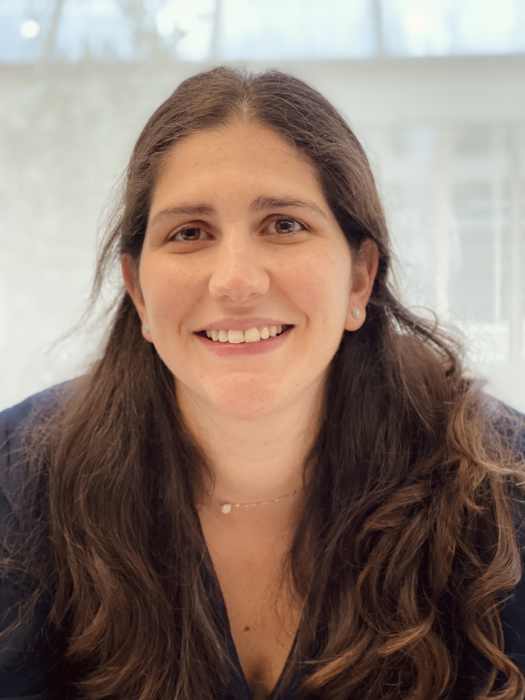 Dr Julia COHEN