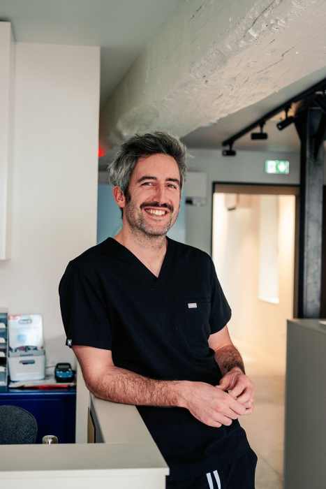 Dr Victor QUEINNEC