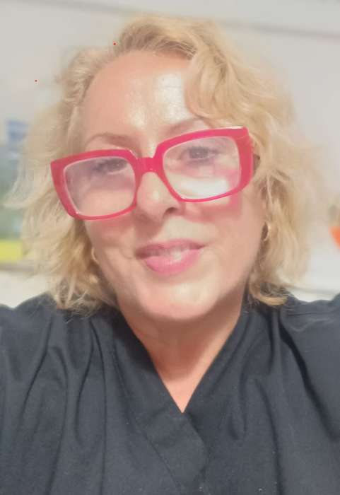 Dr Konstantina Karatzaferi