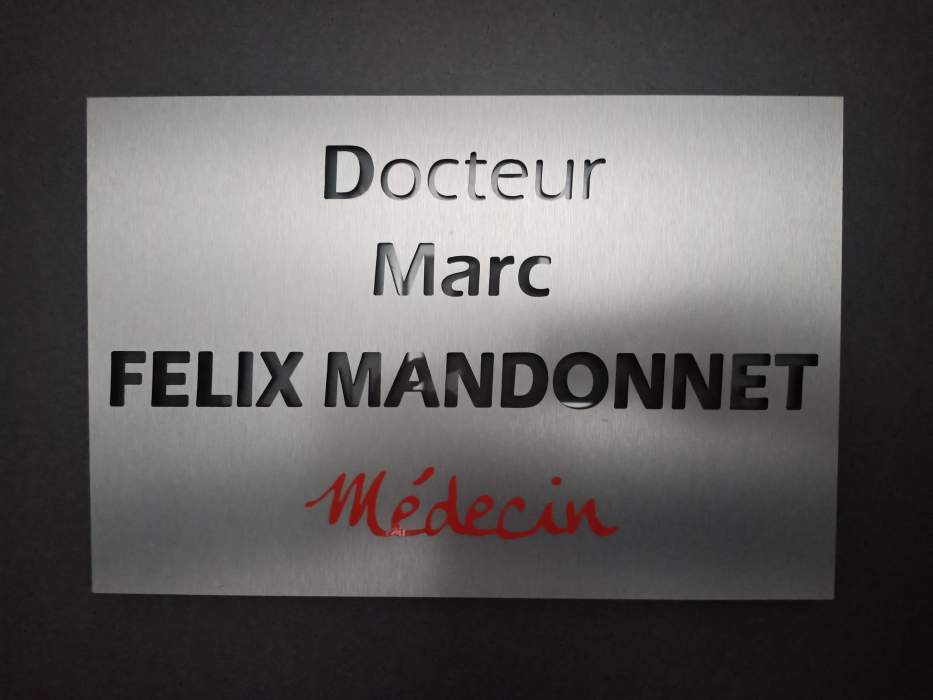 Dr Marc Félix