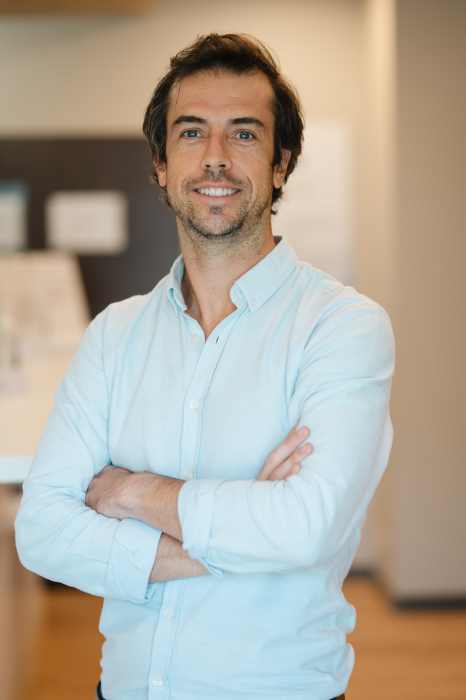 Dr BENJAMIN LOUSTAU
