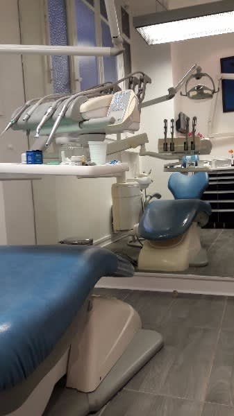 Dr Karen SMIROU