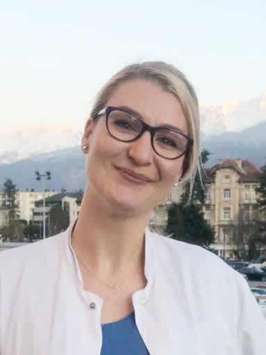 Dr Iulia PUIA