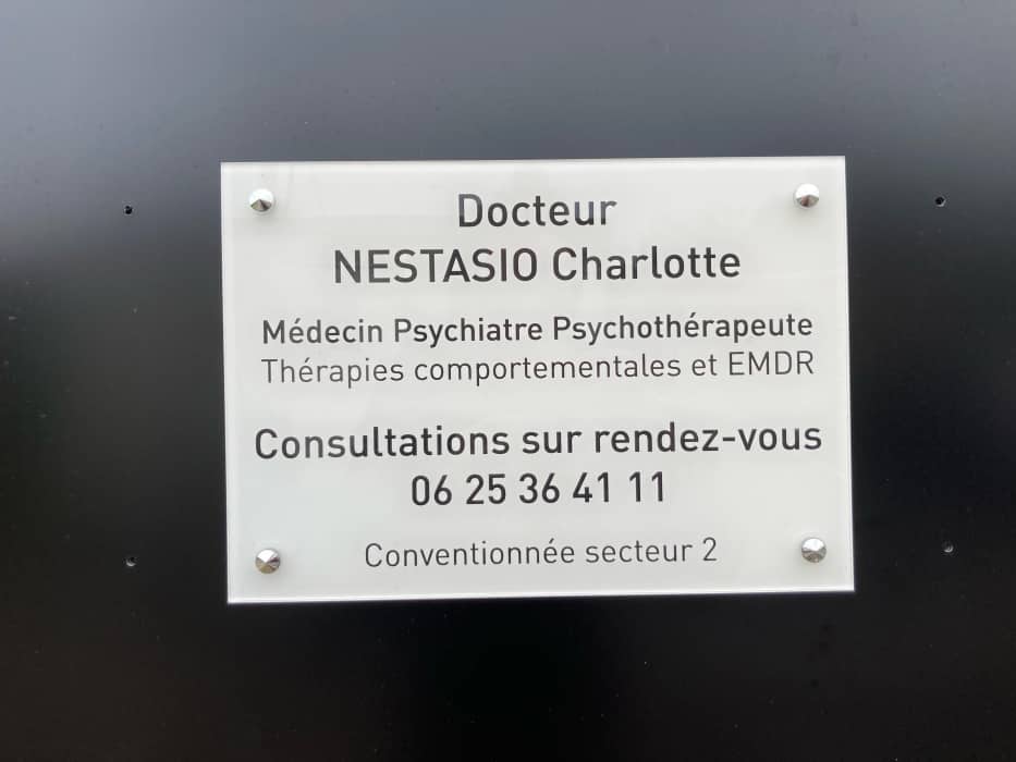 Dr Charlotte NESTASIO