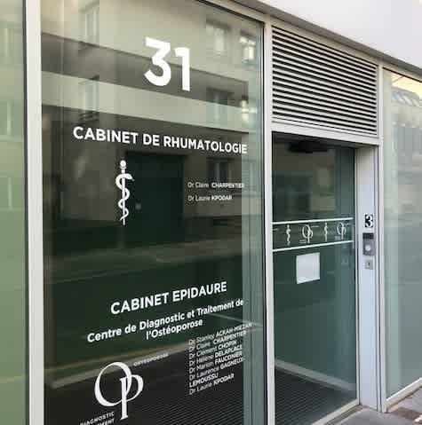 Dr Claire Charpentier