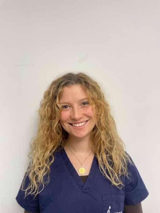 Eva Baculard, Chirurgien dentiste à Noisiel