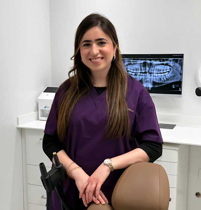 Dr Elicheva Stioui