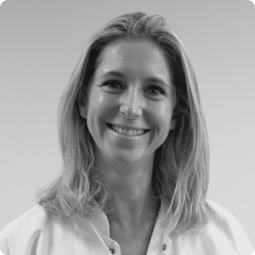 Dr CELIA MASCHI