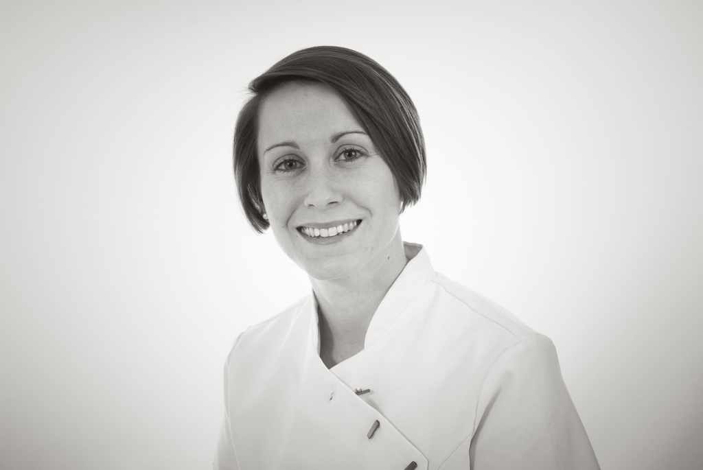 Dr Julie VINCENT